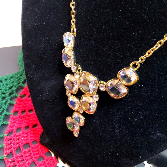 Swarovski sparkling fantasy necklace - Picture 6 of 8